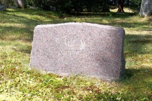 Wallace & Pettee Headstone