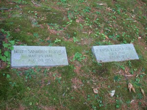 Edith Sanborn Webster & R Anita Webster Lewis Headstones