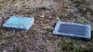 Julian Eastman & Jean Allan Rothery Headstones