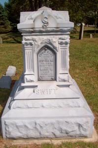 Swift, Moses & Justina M & Mabel L