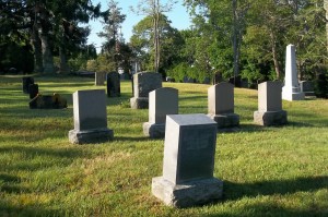 Alice L Swift Headstone (foreground)